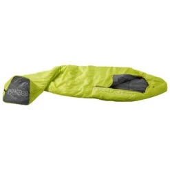 OMM Mountain Raid 233 - Synthetic Sleeping Bag 8 OMM Mountain Raid 233 - Synthetic Sleeping Bag -Outdoor Gear Series Store omm mountain raid 233 synthetic sleeping bag detail 3
