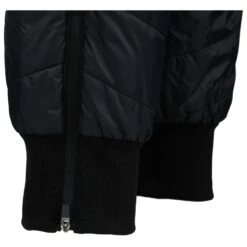 Stoic MountainWool KilvoSt. Padded 3/4 Pants - Synthetic Trousers 16 Stoic MountainWool KilvoSt. Padded 3/4 Pants - Synthetic Trousers -Outdoor Gear Series Store stoic mountainwool kilvost padded 3 4 pants synthetic trousers detail 6